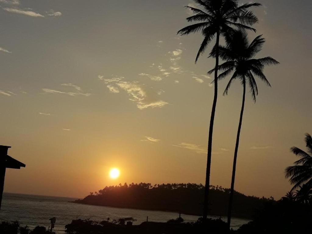 Top Sea View Guest Mirissa Luaran gambar