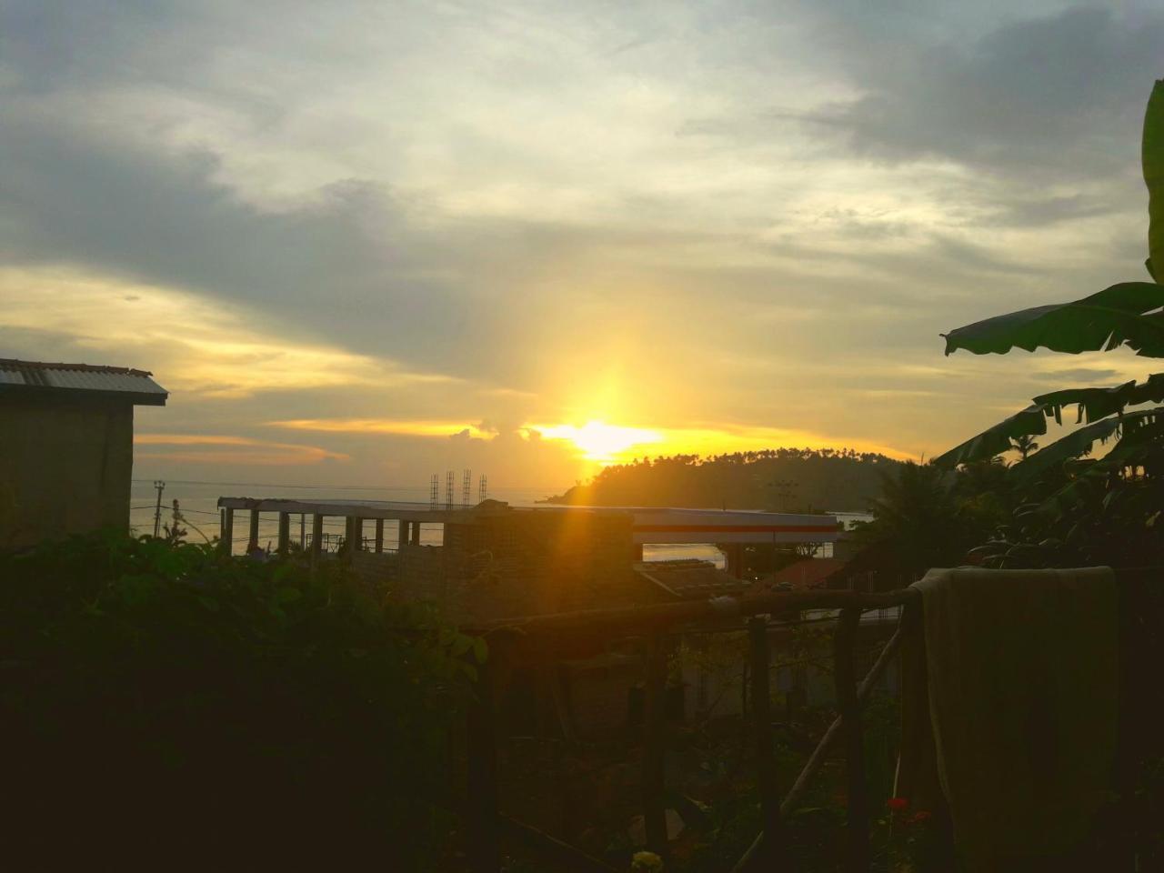 Top Sea View Guest Mirissa Luaran gambar