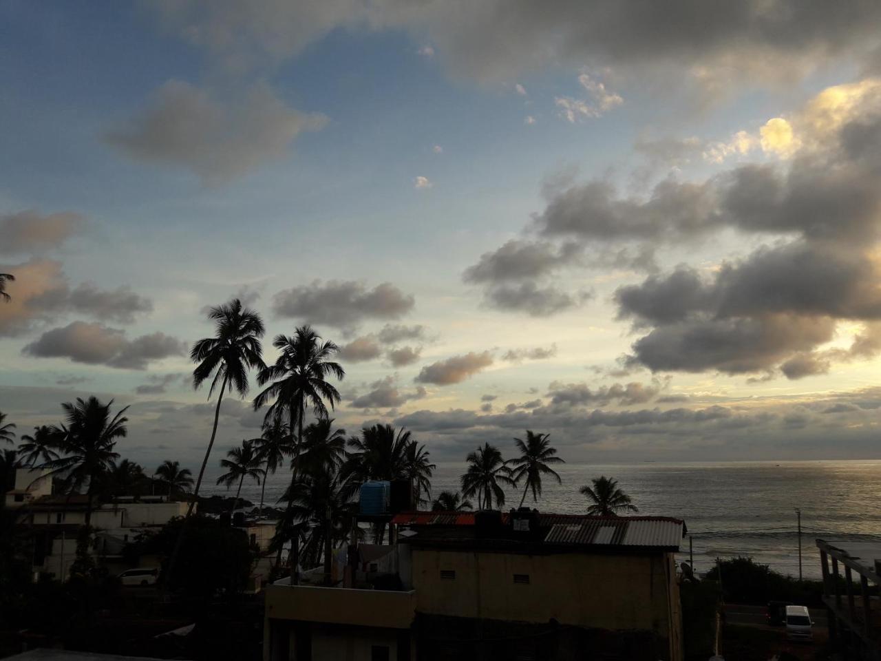 Top Sea View Guest Mirissa Luaran gambar