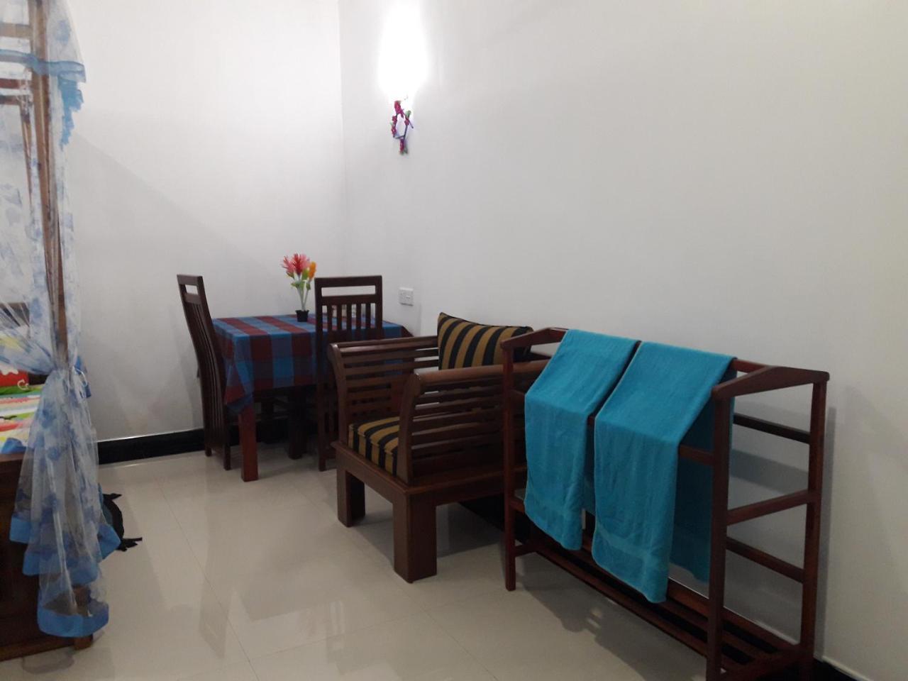Top Sea View Guest Mirissa Luaran gambar