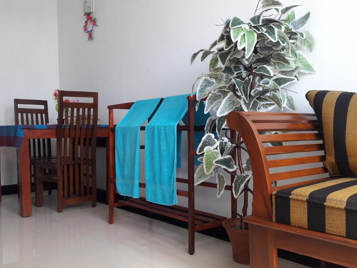 Top Sea View Guest Mirissa Luaran gambar
