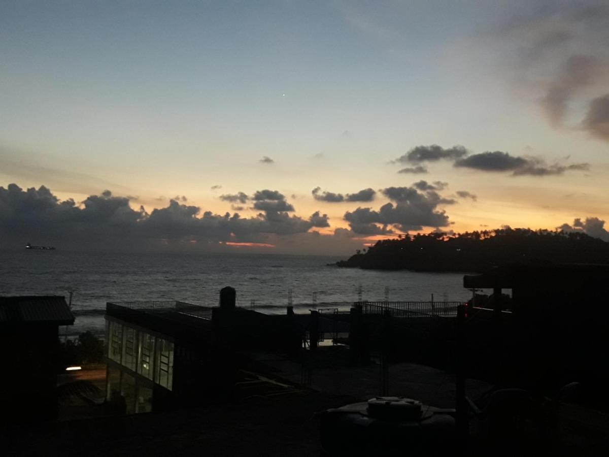 Top Sea View Guest Mirissa Luaran gambar
