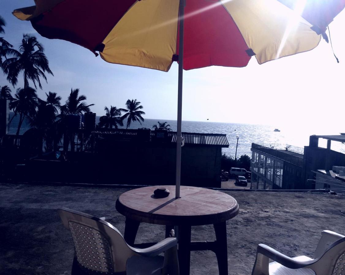 Top Sea View Guest Mirissa Luaran gambar