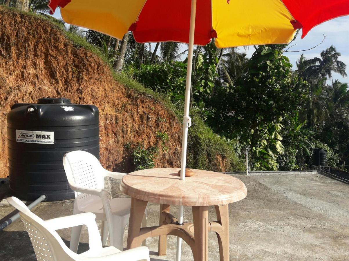 Top Sea View Guest Mirissa Luaran gambar